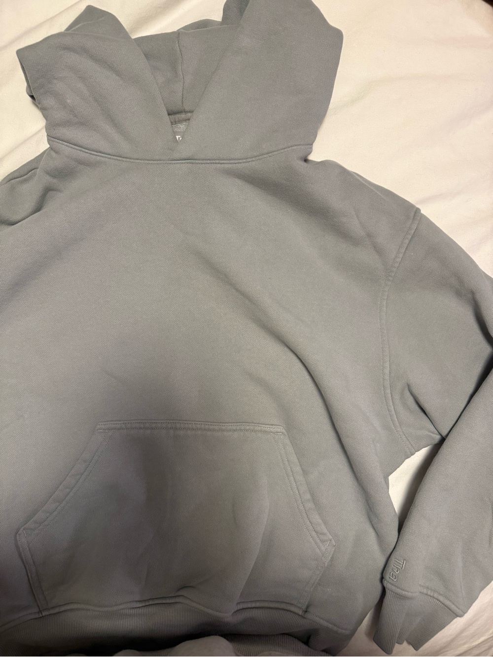 Aritzia Cozy Fleece Mega Hoodie Size 1